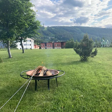 Apartment Horsky Apartman Klinovec Meadows I 3kk *